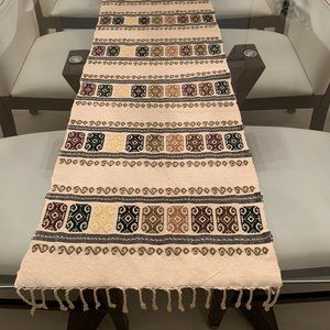 Table Runner